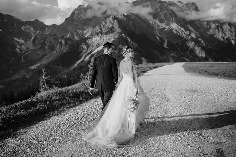 Zeitlose, elegante und moderne Hochzeitsfotografie aus NRW!
